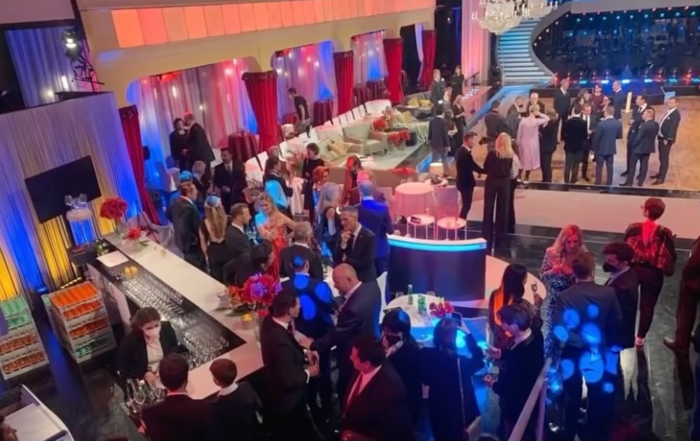 ORF-Licht-ins-Dunkel-Party